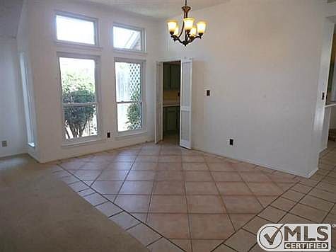 3rd image of 7052 Fox Dr