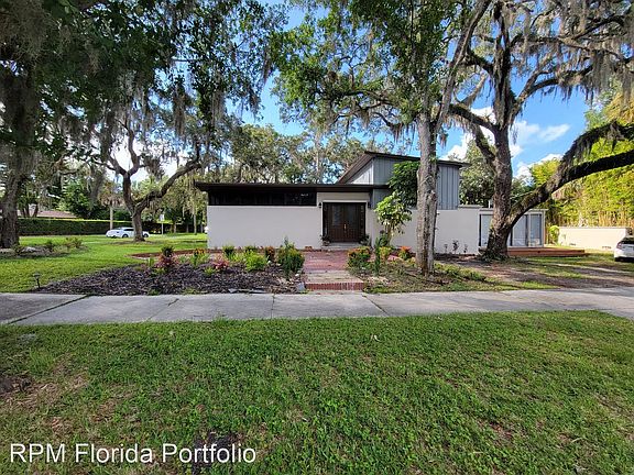 3rd image of 800 S Bayside Dr