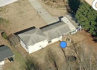 1st image of 3042 Claiborne Dr
