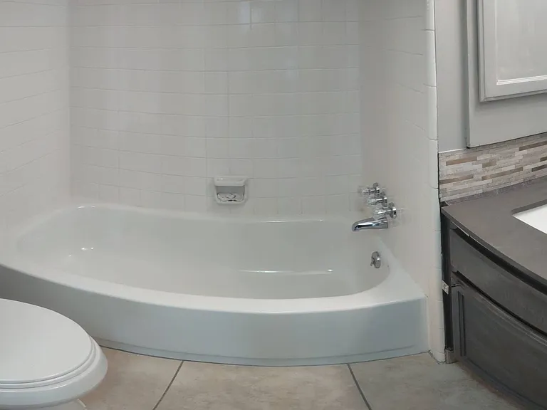 9118 S Scirlein Dr — Photo 19