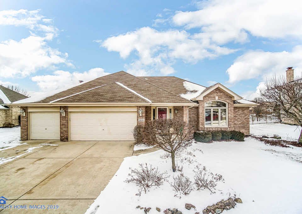 1st image of 8106 Edgebrook Ln