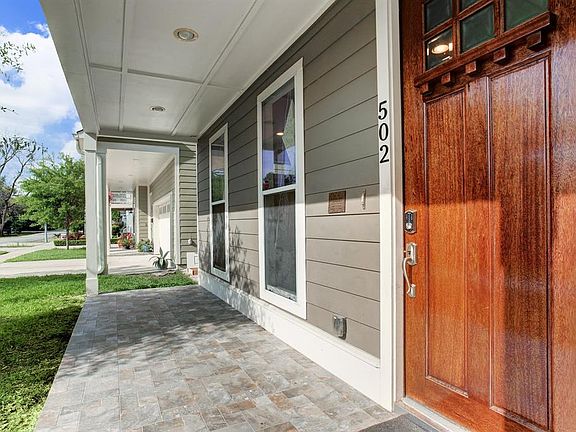 Tiled Front Porch, has plenty of space for your outdoor furniture