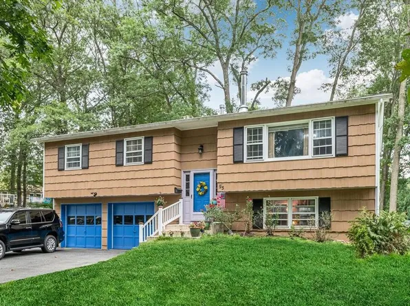 95 Hillside Ave, Suffern, NY 10901