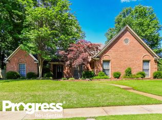 8776 Raspberry Ln, Cordova, TN 38016