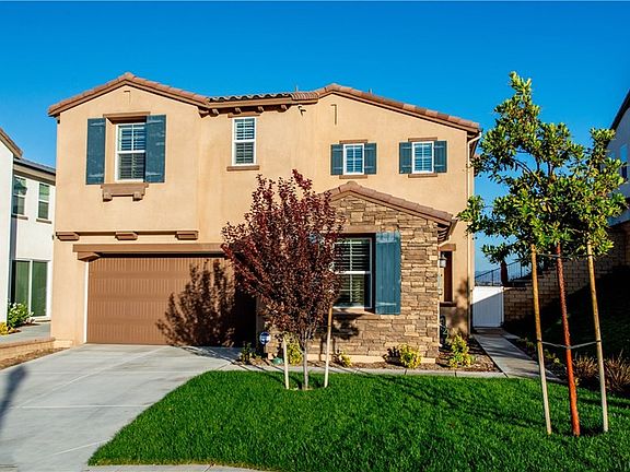 3rd image of 28976 N West Hills Dr