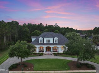 2713 Royal Run Ln, Gautier, MS 39553