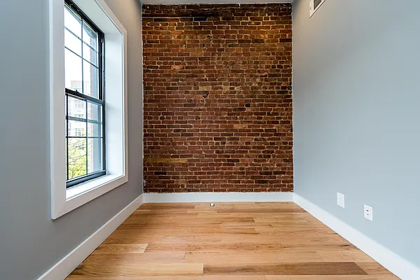 Rented by Nooklyn NYC LLC | media 64