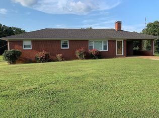 5206 Rayburn Creek Rd, Collinwood, TN 38450