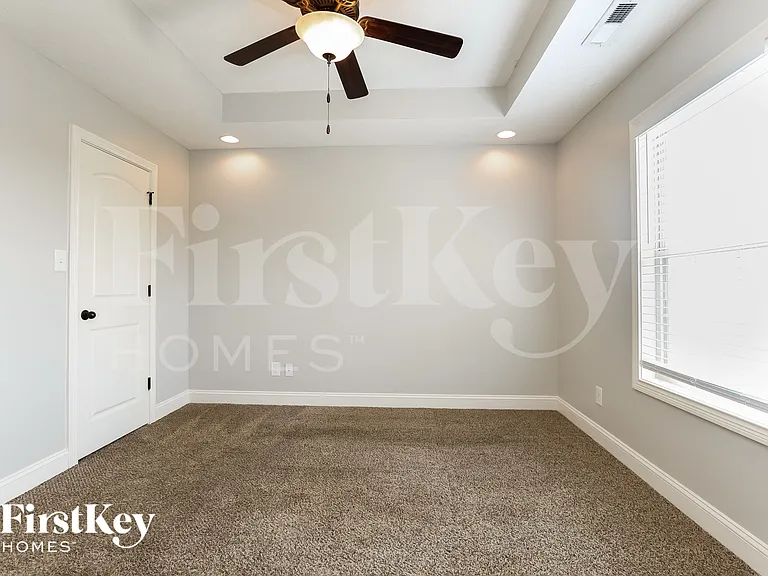 1145 Stillwood Dr — Photo 8