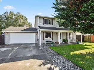 121 Wilshire Way, Kelso, WA 98626
