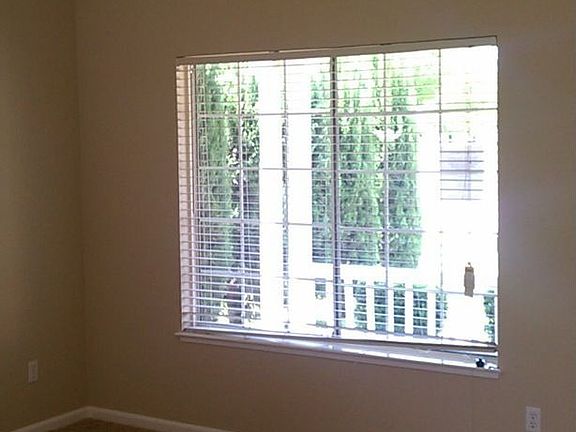5th image of 4534 Woodchase Ln