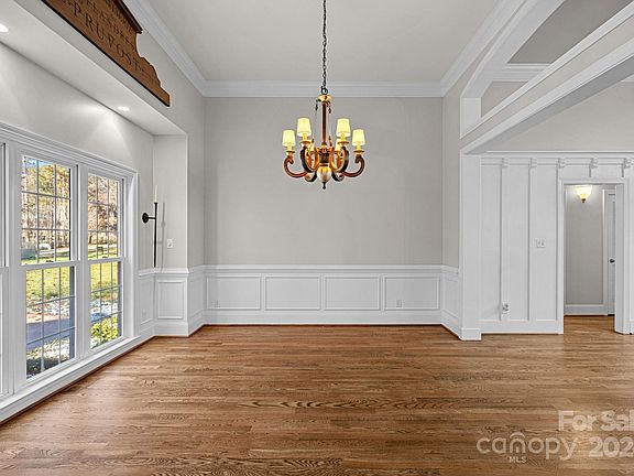 5th image of 119 Cabana Dr