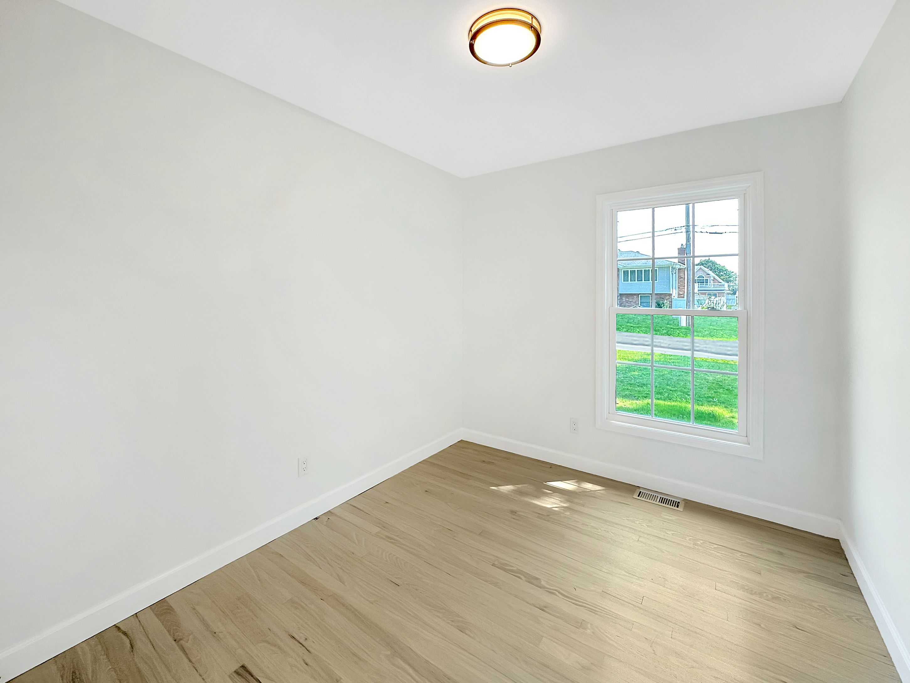 6 Whiting Rd in East Quogue Out East