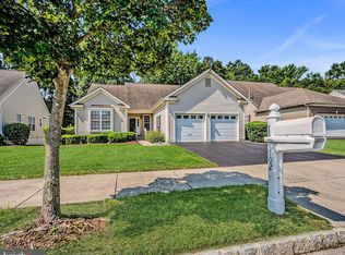 102 Springmill Dr, Middletown, DE 19709