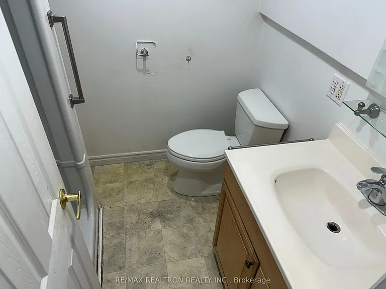7 Gilroy Dr #BASEMENT — Photo 10