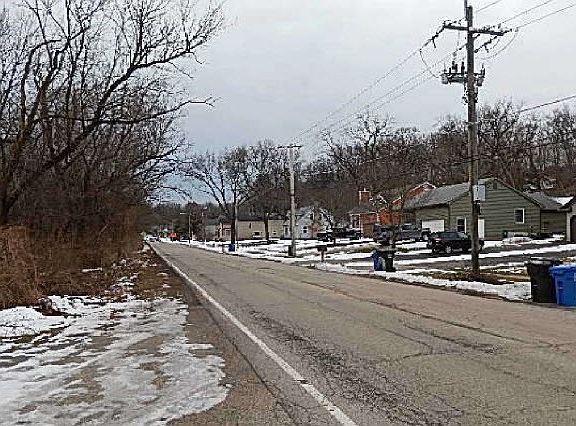 5th image of 307 N Lincoln Ave