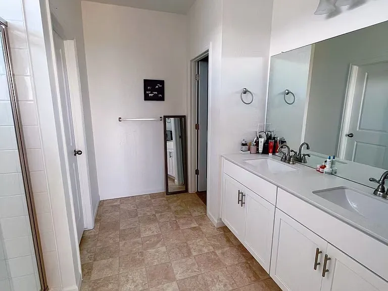 1703 Foggy Brook Dr — Photo 8