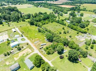 128 Spurgeon Ln, Maryville, TN 37804