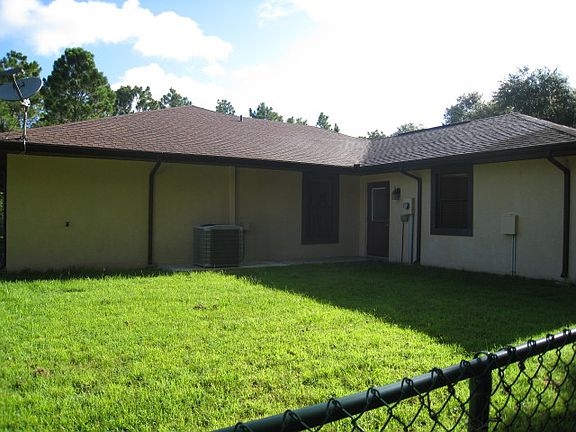 5th image of 4640 Valencia Dr