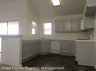 939 Riley Way, Redlands, CA 92374