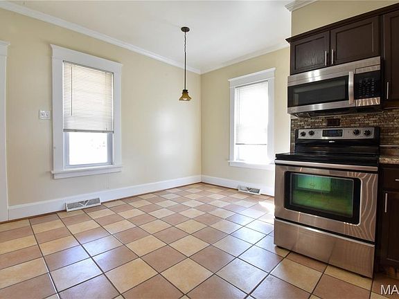 5th image of 500 Benton St