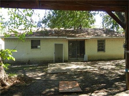 2nd image of 7825 Larchridge Dr