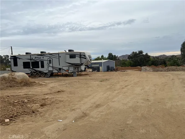 23355 David Jones Rd, Perris, CA 92570