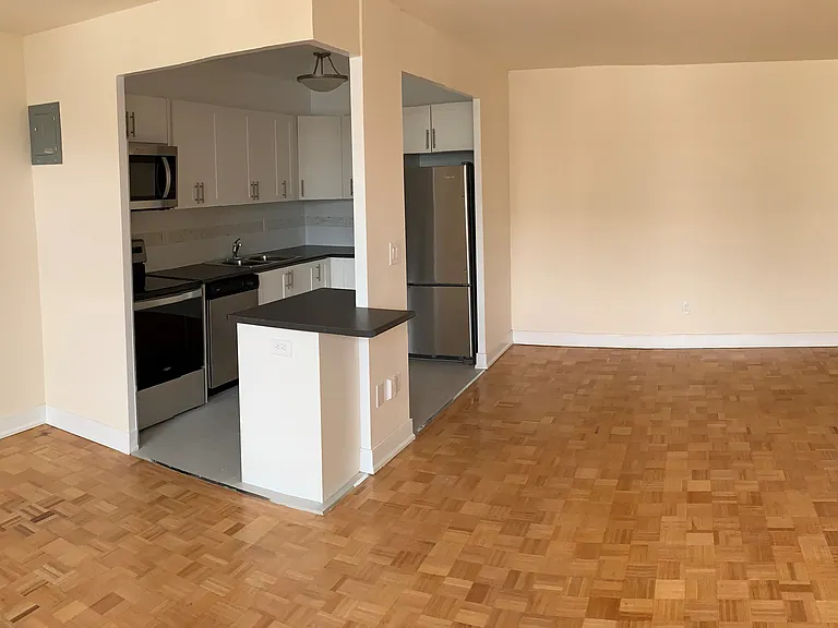 170 Dudley Ave — Photo 22