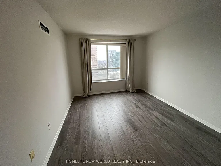 1 Pemberton Ave #2008 — Photo 11