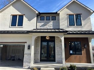 7143 Cedar St, Prairie Village, KS 66208