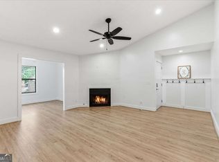 708 Parkaire Xing, Marietta, GA 30068