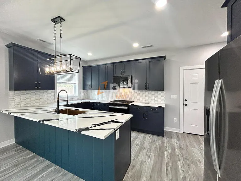 5212 Torrence Ave — Photo 10