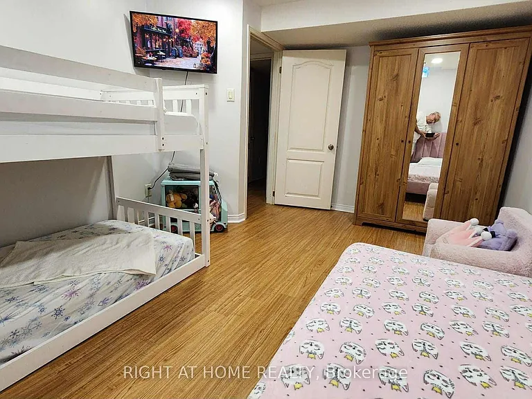 44 Meadowlands Blvd #BASEMENT — Photo 14