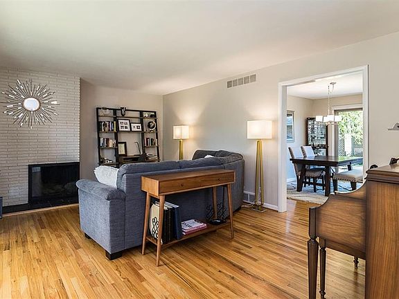 5th image of 1831 Covington Dr