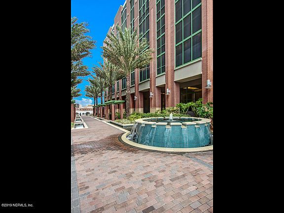 3rd image of 1431 Riverplace Blvd APT 3404