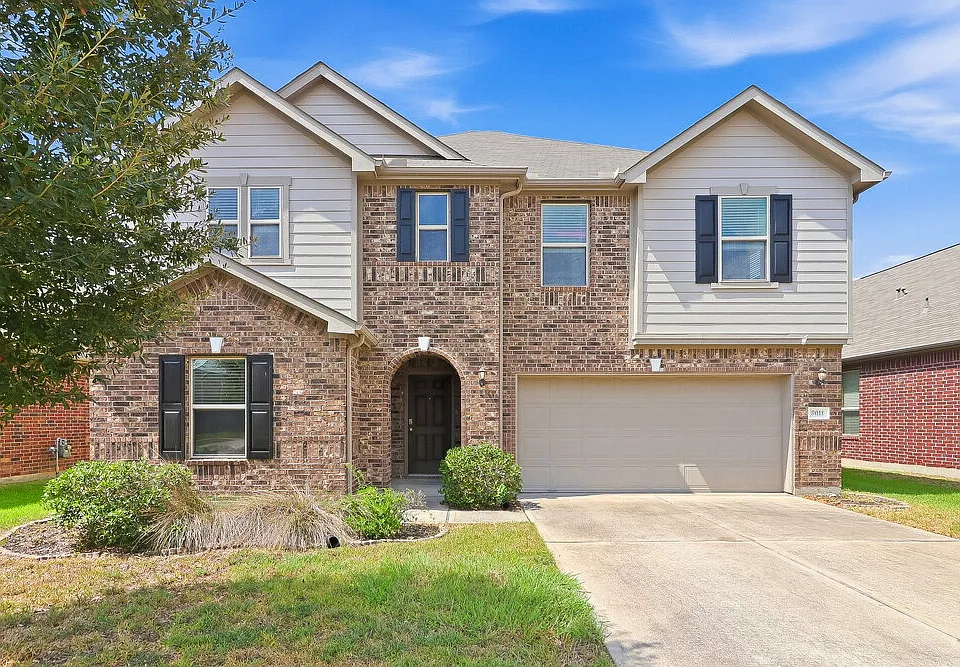 8011 Bunch Grass Ln