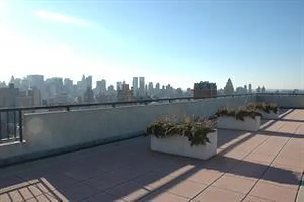 Sold by Corcoran | media 2