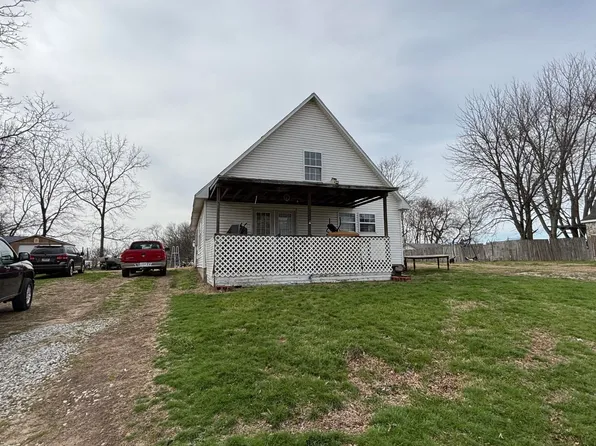 509 N Snapp St, Oaktown, IN 47561