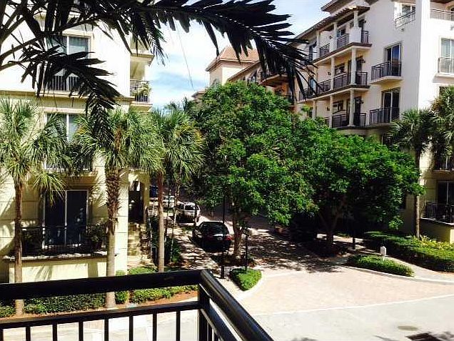 1st image of 2631 NE 14 Avenue #213