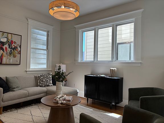 2nd image of 1650 Jones St APT 5