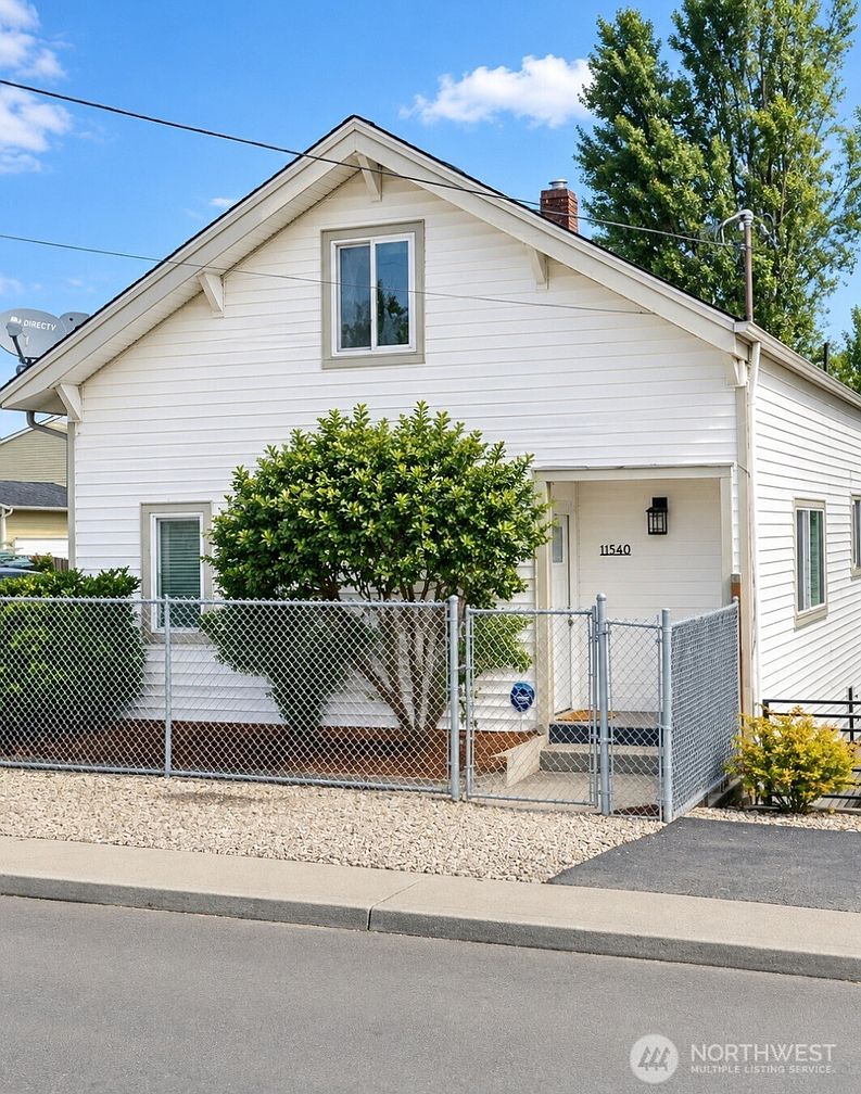 1st image of 11546 85th Avenue S