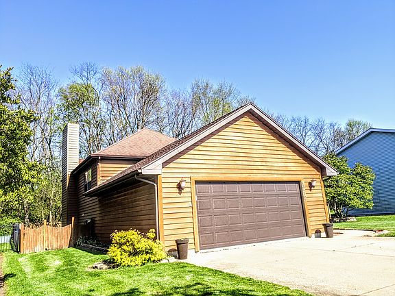 4th image of 1212 Pleasant Knoll Dr