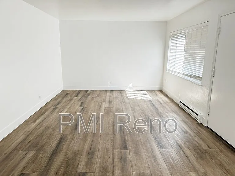 251 E Arroyo St #A — Photo 4