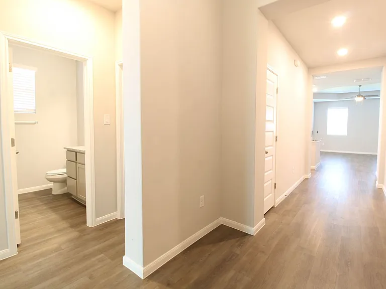 3713 Tripps Pl — Photo 3