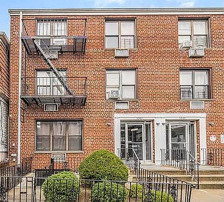 1st image of 53-17 92nd St