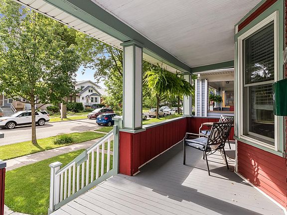 3rd image of 1033 S Highland Ave