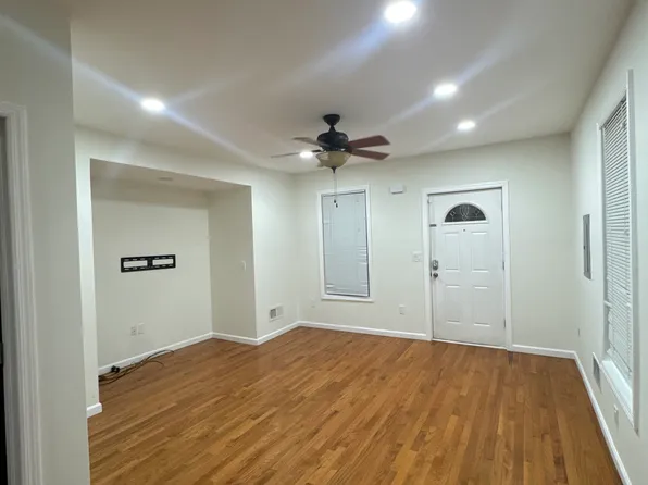 272 W Main St Floor 1, Bound Brook, NJ 08805