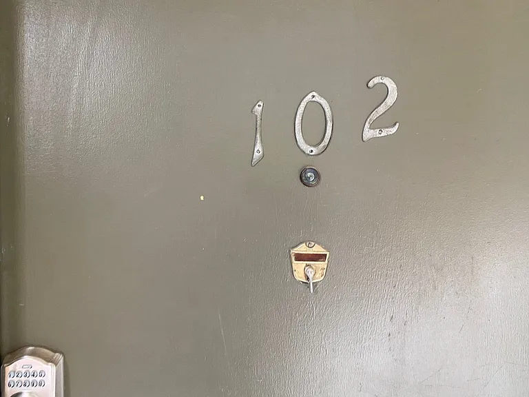 1818 Harvard Ave — Photo 4