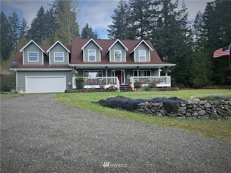 1st image of 1700 Toonerville Drive NE