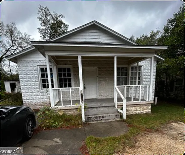 1104 N Franklin St